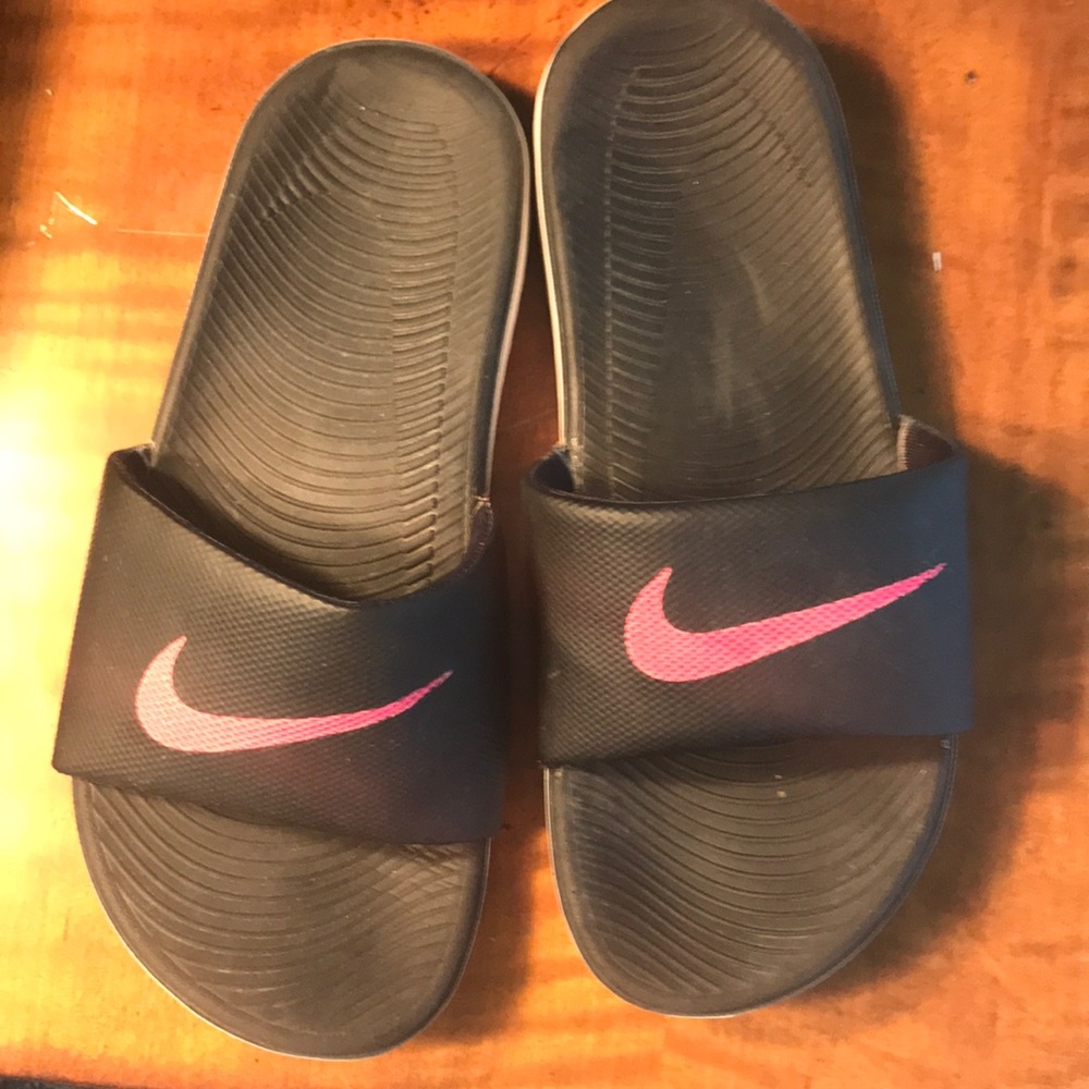 Nike slides - Picture 2 of 3